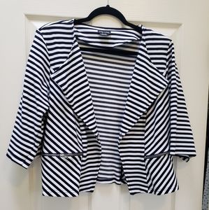 City Chic cropped blazer